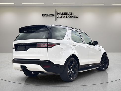 Used 2025 Land Rover Discovery Dynamic SE AWD/4WD image 5