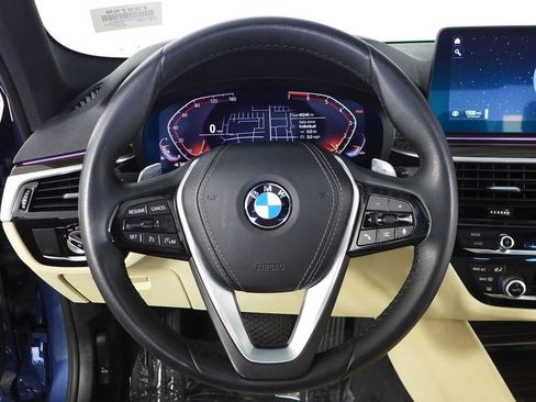 Used 2023 BMW 530i 530i w/ Convenience Package image 27