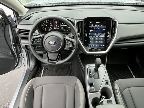 Used 2025 Subaru Crosstrek 2.0i Premium image 11
