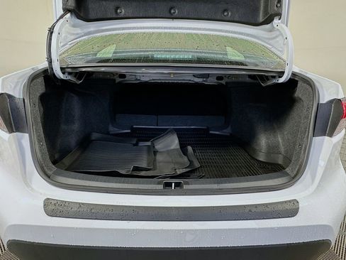 Certified 2025 Toyota Corolla LE image 24