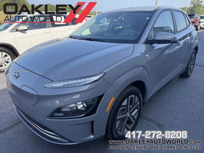 Used 2023 Hyundai Kona SE w/ Cargo Package