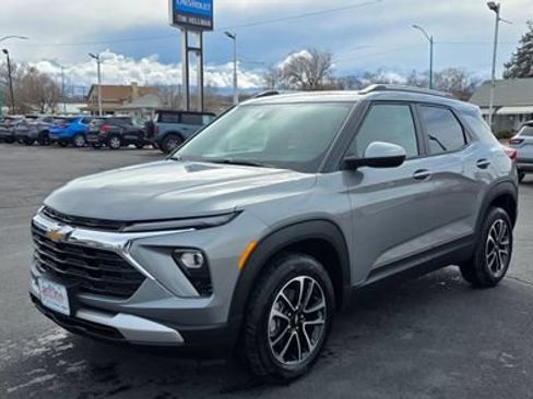 New 2026 Chevrolet TrailBlazer LT w/ Convenience Package AWD/4WD image 3