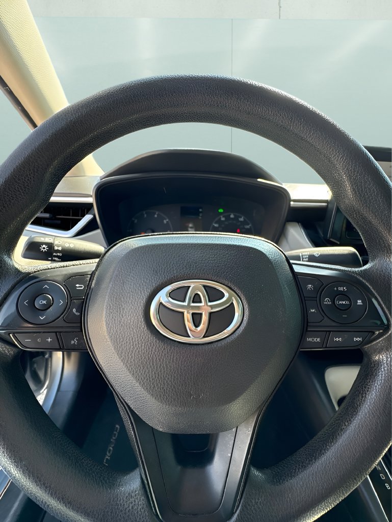 Used 2024 Toyota Corolla LE FWD image 23