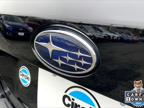 Certified 2025 Subaru Outback Limited image 32