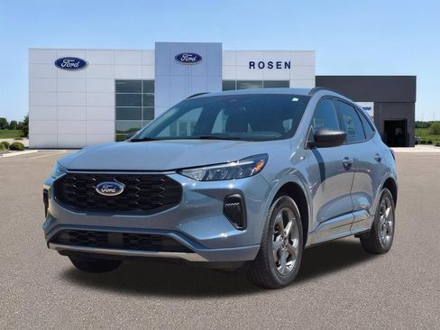 Used 2024 Ford Escape ST-Line w/ Tech Pack #1 AWD/4WD image 7