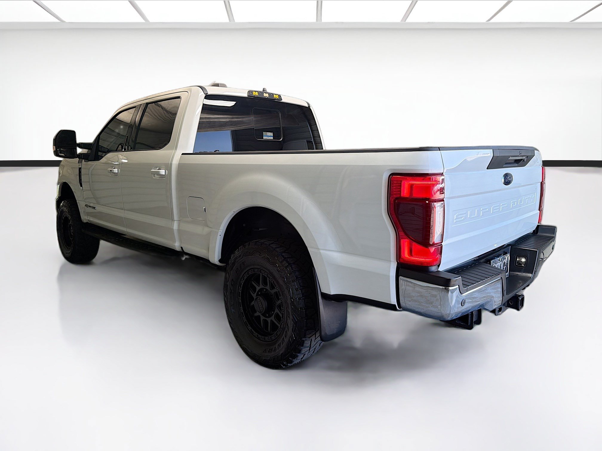 Used 2021 Ford F250 Lariat w/ Lariat Ultimate Package AWD/4WD image 6