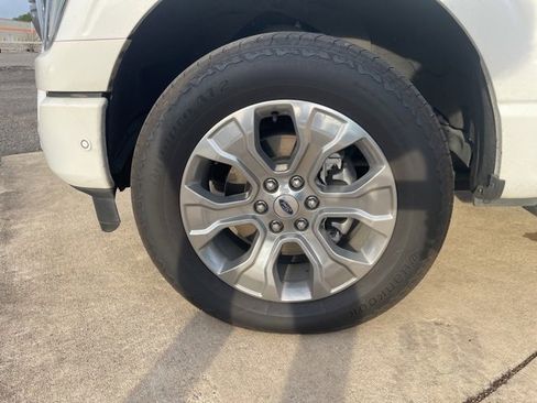 Used 2022 Ford F150 Platinum w/ Equipment Group 701A High image 4