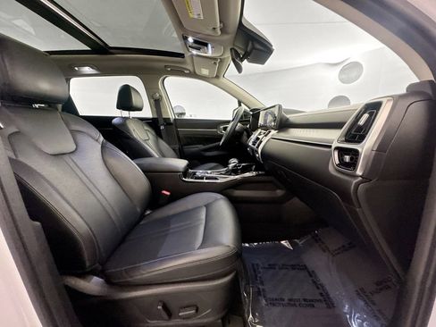 Used 2023 Kia Sorento SX AWD/4WD image 27