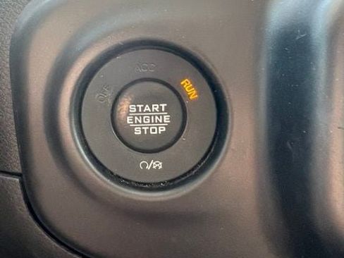 Used 2020 Jeep Wrangler Unlimited Sport S AWD/4WD image 11