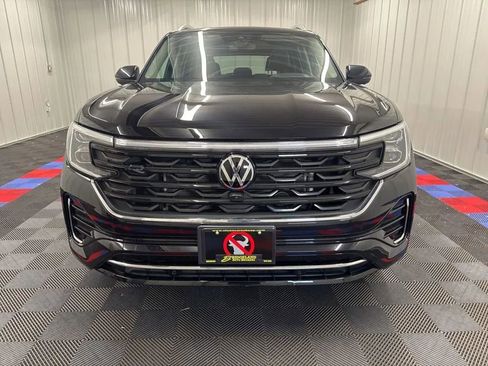 Used 2024 Volkswagen Atlas SEL Premium R-Line AWD/4WD image 7