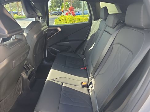 Used 2025 BMW X3 xDrive30i image 11