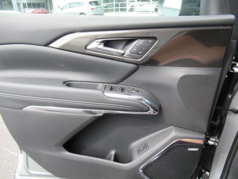 New 2026 Chevrolet Traverse High Country FWD image 19