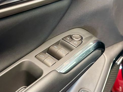 New 2026 Chevrolet Traverse LT w/ Enhanced Driving Package image 17