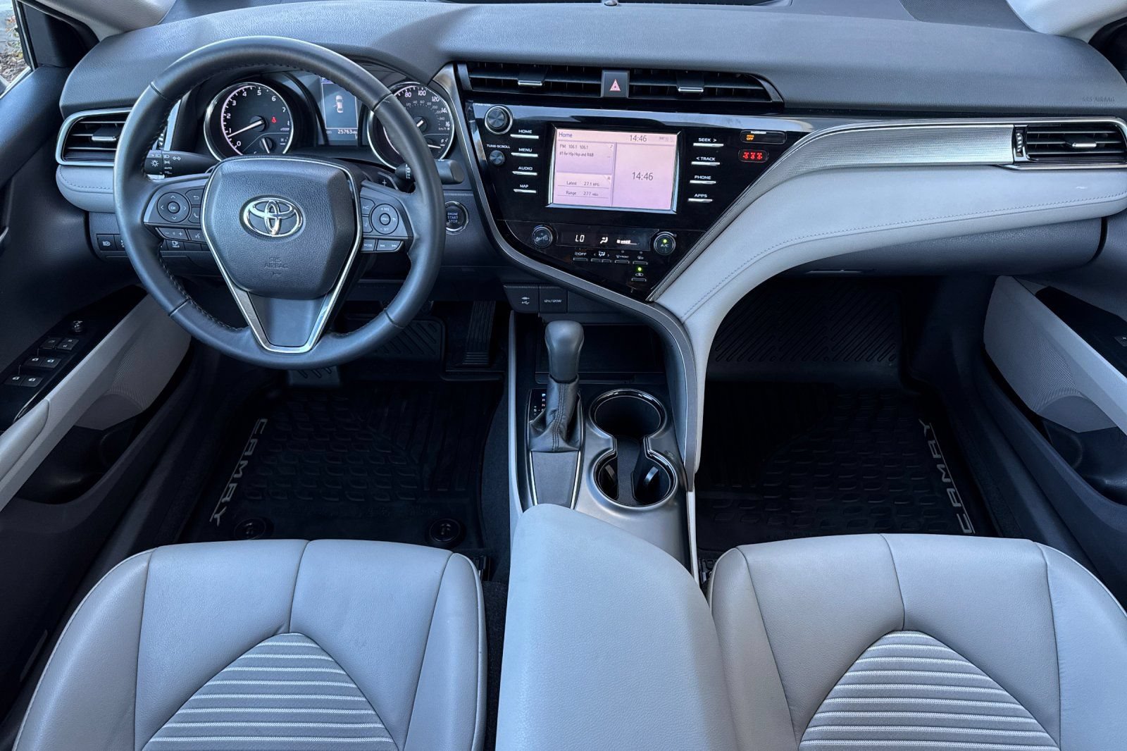 Certified 2019 Toyota Camry SE w/ Convenience Package FWD image 5