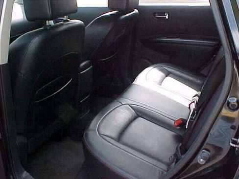 Used 2012 Nissan Rogue SL AWD/4WD image 11
