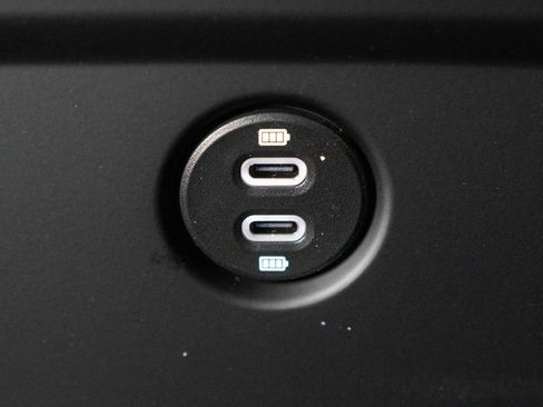 New 2026 Porsche Macan S AWD/4WD image 37