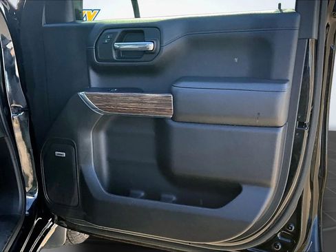 Used 2019 Chevrolet Silverado 1500 High Country w/ High Country Premium Package AWD/4WD image 34