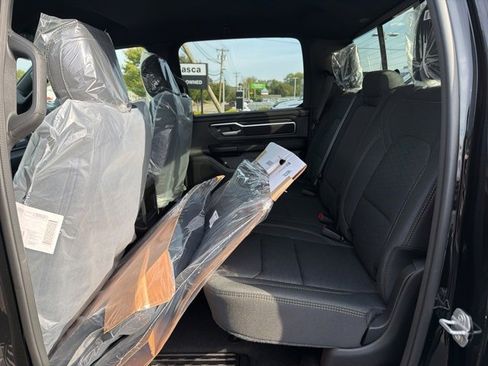 New 2025 RAM 1500 Big Horn image 9