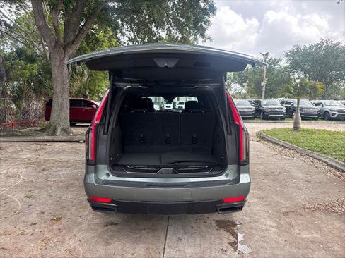 Used 2023 Cadillac Escalade Sport Platinum image 29