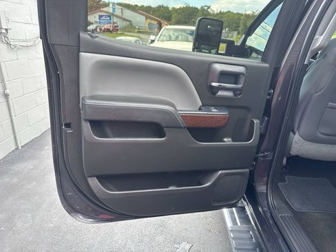 Used 2015 GMC Sierra 1500 SLE AWD/4WD image 18