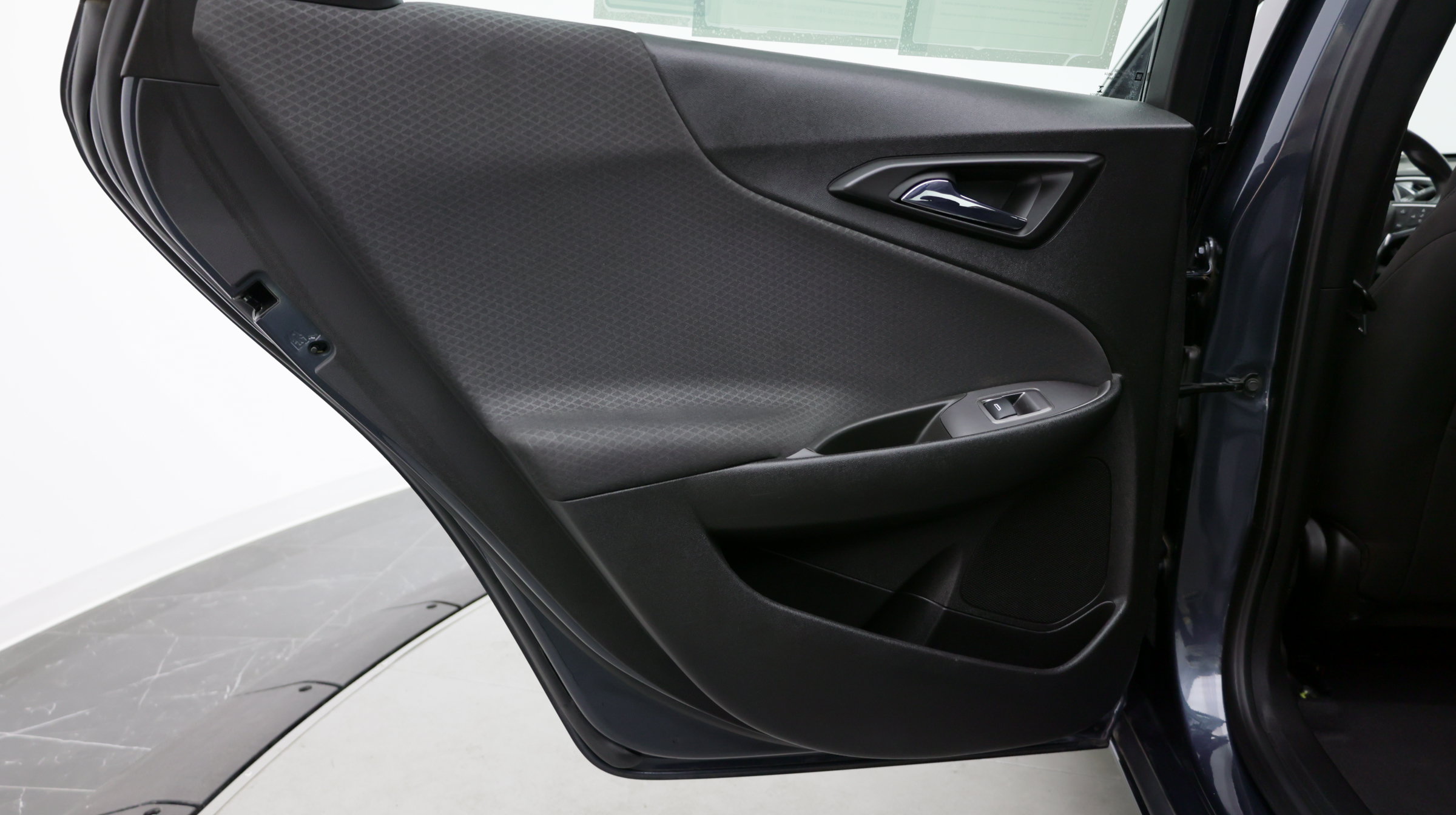 Used 2020 Chevrolet Malibu LS FWD image 25