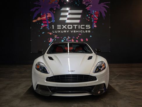 Used 2014 Aston Martin Vanquish Coupe RWD image 3