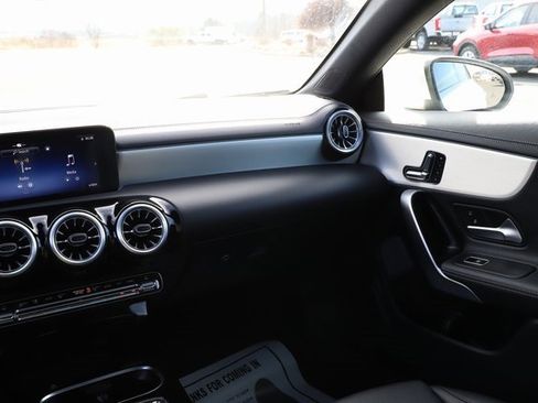 Used 2025 Mercedes-Benz CLA 250 4MATIC image 25