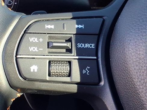 Used 2025 Honda CR-V Sport image 16