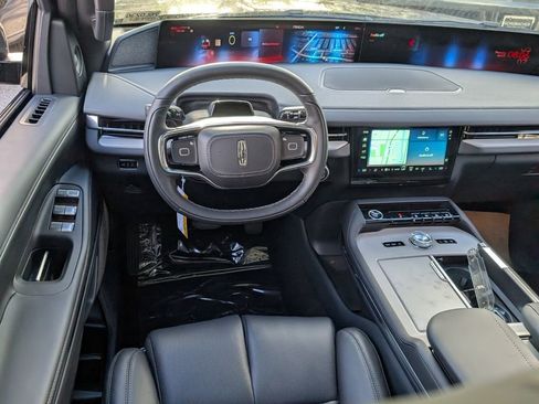 New 2026 Lincoln Navigator L Reserve image 14