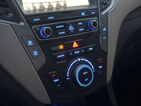 Used 2017 Hyundai Santa Fe Sport w/ 2.4L Tech Package 04 image 21