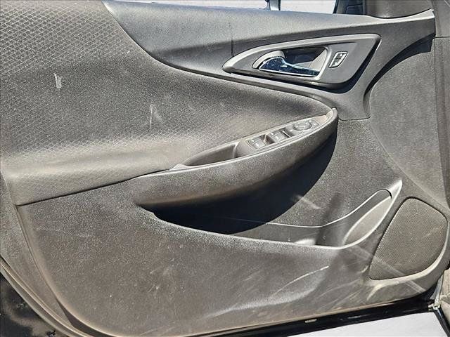 Used 2023 Chevrolet Malibu LT FWD image 9
