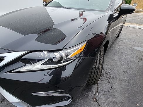 Used 2017 Lexus ES 350 w/ Luxury Package FWD image 9