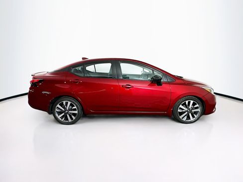 Used 2020 Nissan Versa SR w/ Convenience Package FWD image 10