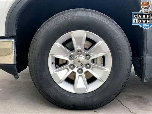 Used 2022 GMC Sierra 1500 SLE image 9