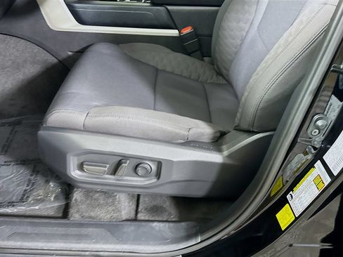 Certified 2026 Toyota Tundra SR5 AWD/4WD image 25
