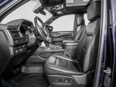 Used 2022 Chevrolet Tahoe Z71 w/ Z71 Off-Road Package image 9