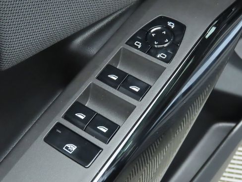 Used 2026 BMW X3 xDrive30 w/ Convenience Package image 25