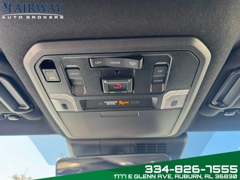 Used 2025 Toyota 4Runner Limited image 24