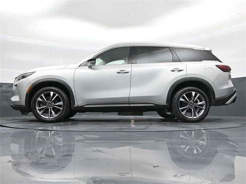 Used 2023 INFINITI QX60 Luxe image 42