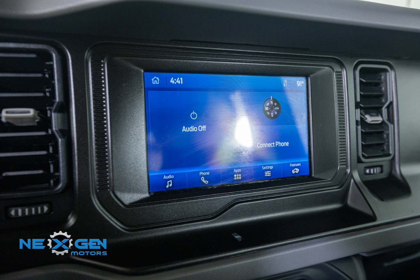Used 2022 Ford Bronco 2-Door AWD/4WD image 19