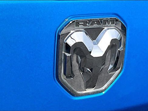 Used 2021 RAM 1500 Big Horn image 14