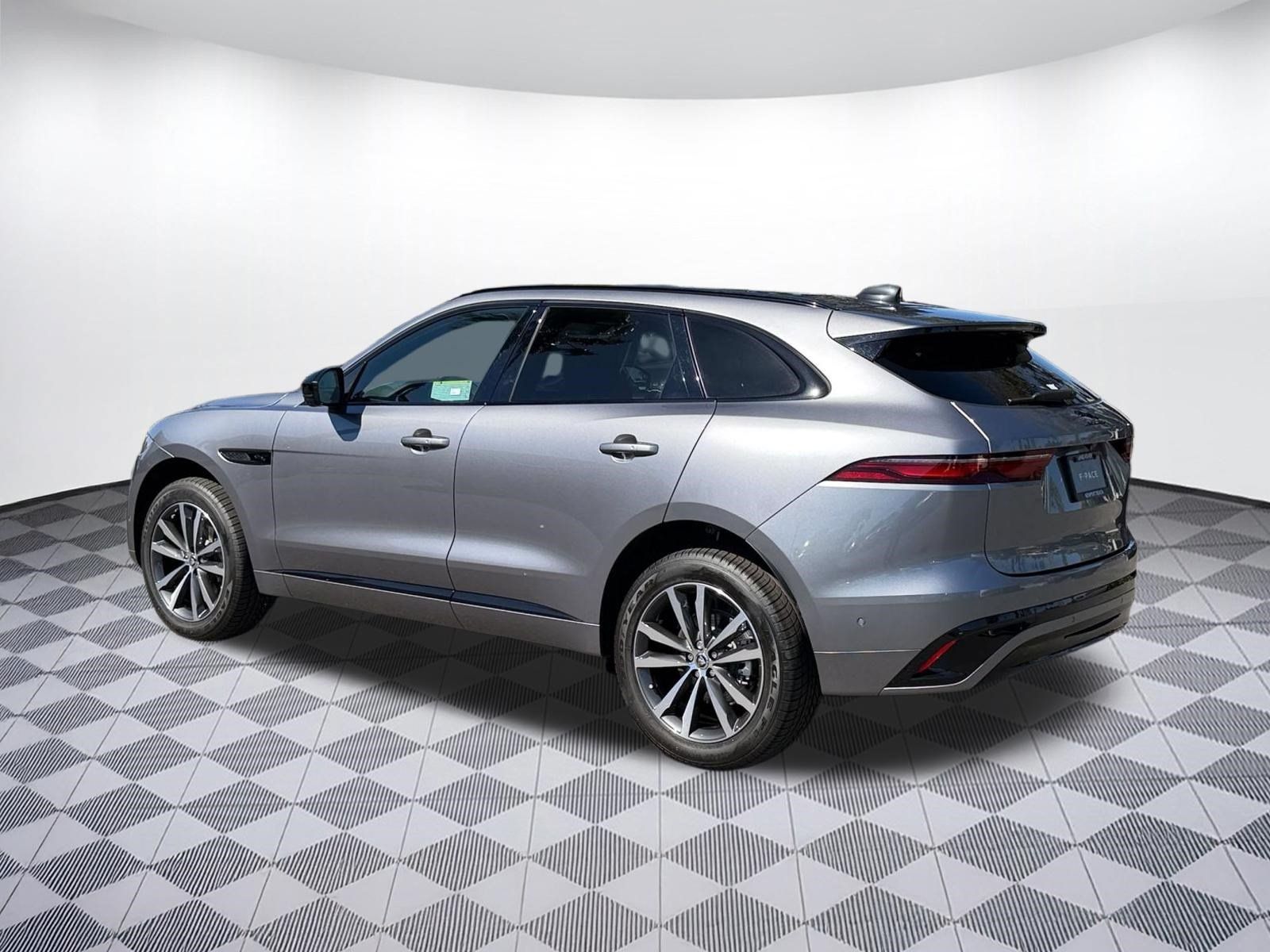 New 2026 Jaguar F-PACE R-Dynamic S AWD/4WD image 3