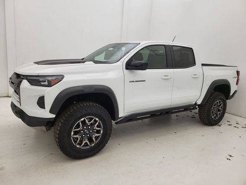 New 2026 Chevrolet Colorado ZR2 w/ Technology Package image 22