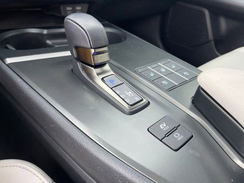 Used 2025 Lexus UX 300h AWD w/ Cold Area Package image 25