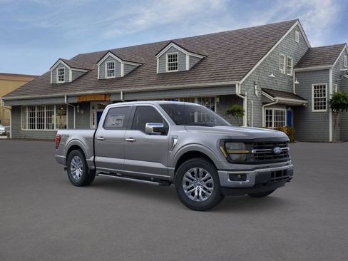 Used 2025 Ford F150 XLT w/ Equipment Group 302A MID AWD/4WD image 7