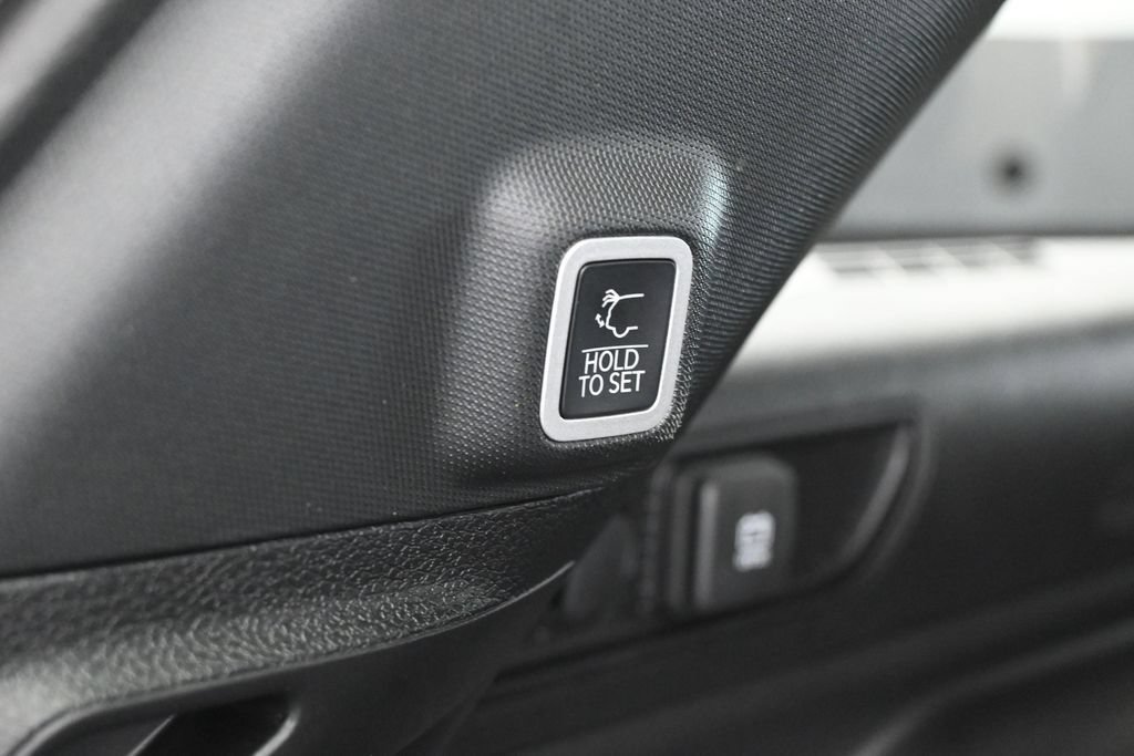 Used 2026 Jeep Grand Cherokee Limited RWD image 36