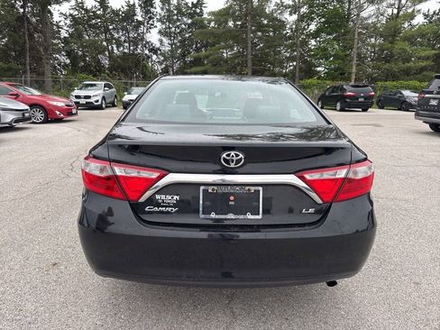 Used 2017 Toyota Camry LE FWD image 4