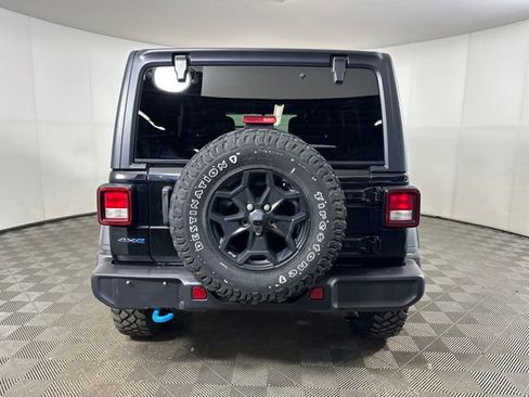 Used 2023 Jeep Wrangler Unlimited w/ Cold Weather Group image 4