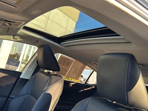 Certified 2022 Lexus ES 350 w/ Premium Package image 27