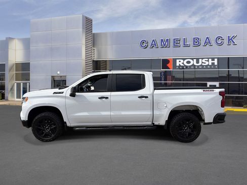 Used 2023 Chevrolet Silverado 1500 LT Trail Boss w/ LPO, Dark Essentials Package AWD/4WD image 3
